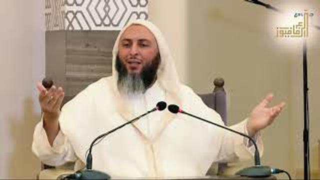 مقطع جميل لكل من يُشكك في دينه ! الشيخ سعيد الكملي