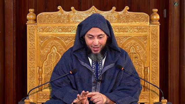 كـم عـدد تكـبيـرات صلاة الـجـنـازة ؟ الشـيـخ سعيد الكـملي