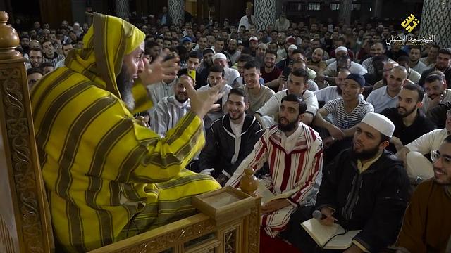 لا تَسُؤْ بالعلم ظناً يا فتىً ... إنّ سُوَء الظنّ بالعلم عَطبْ ـ الشيخ سعيد الكملي