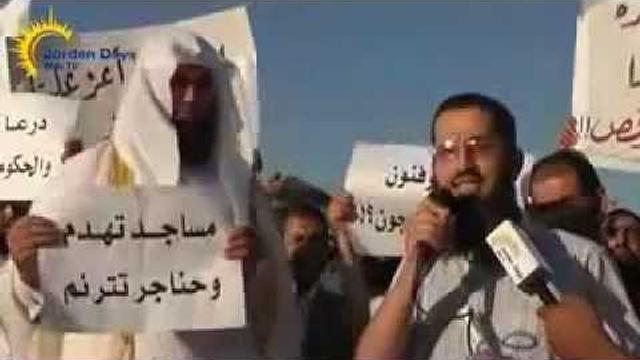 نتبرأ إلى الله من مهرجان الخزي