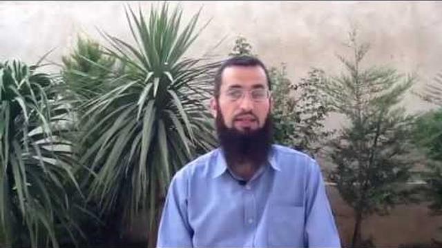 إلى من لا يفرح إلا بمعصية الله!