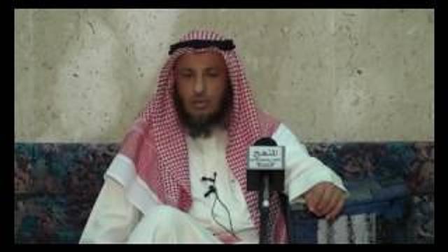 الشيخ عثمان الخميس هل يقرآ المأموم الفاتحة