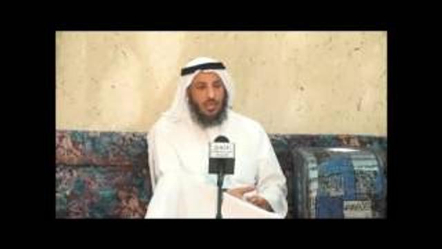 الشيخ عثمان الخميس النزول على اليدين والركبتين