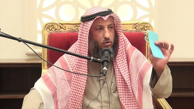 هل الشخص الذي لا يصلي يزوج أو الفتاة التي لا تصلي تزوج الشيخ د.عثمان الخميس