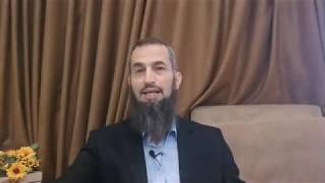 رحلة اليقين ملحق ١: ما ردك على من يشككون في حلقاتك عن "نظرية التطور"؟