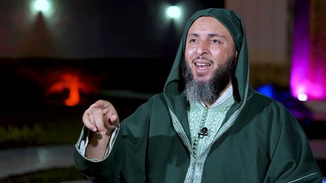 سيرة الحبيب -12-عجيب: الكفار يسجدون عند سماع القران - الشيخ سعيد الكملي