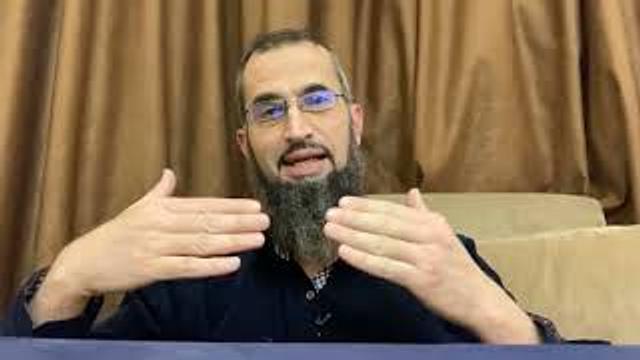 أمثلة مما يجوز ولا يجوز من ذكر آيات القرآن في معرض الكلام